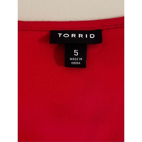 Torrid 5XL Red Floral Flutter Sleeve Lace Up Neck Dress midi sundress career - Picture 7 of 8